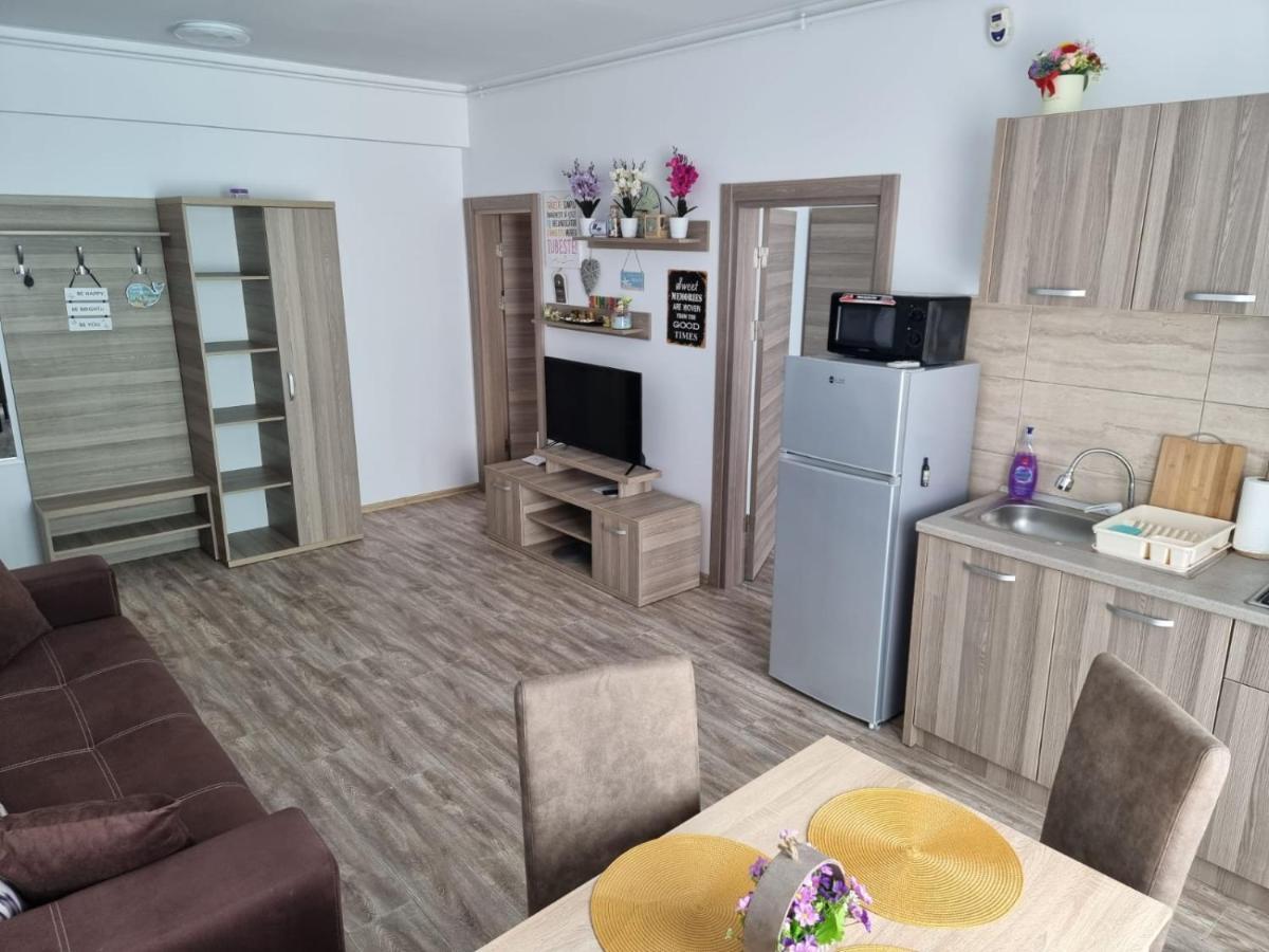 Summerland Apartment M&A Mamaia Exteriör bild